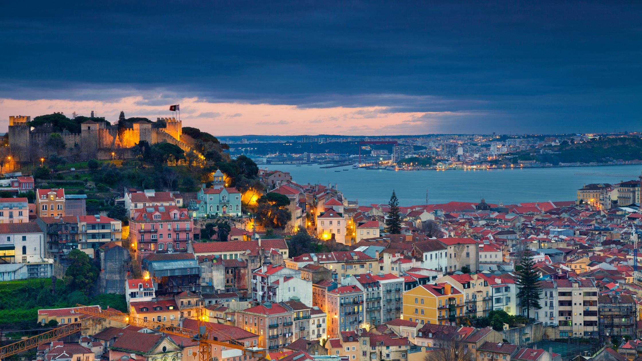 Guía para viajar solo a Lisboa
